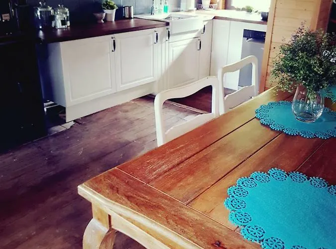 Dom Z Bali W Rycerce Gornej Rycerka Gorna