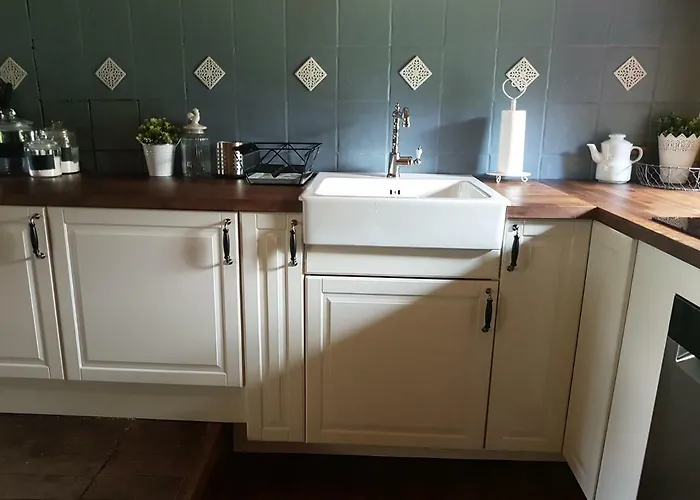 Dom Z Bali W Rycerce Gornej Vakantiehuis